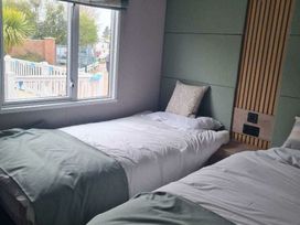 Seashore Holiday Park - Holiday Accommodation 20465 - Norfolk - 1187367 - thumbnail photo 9