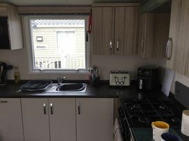 Redcar Beach Caravan Park - Holiday Accommodation 20466 - North Yorkshire (incl. Whitby) - 1187368 - thumbnail photo 7