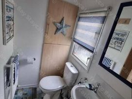 Trecco Bay - Holiday Accommodation 20471 - Somerset & Wiltshire - 1187370 - thumbnail photo 5