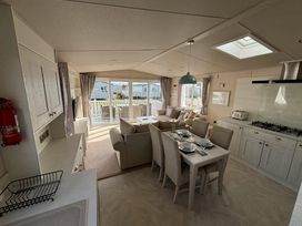 Greenacres Holiday Park - Holiday Accommodation 20483 - North Wales - 1187378 - thumbnail photo 2