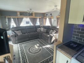 The Chase - Holiday Accommodation 20503 - Lincolnshire - 1187385 - thumbnail photo 3