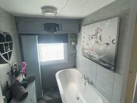 The Chase - Holiday Accommodation 20503 - Lincolnshire - 1187385 - thumbnail photo 10