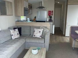 Liskey Hill Caravan Park - Holiday Accommodation 20516 - Cornwall - 1187392 - thumbnail photo 7