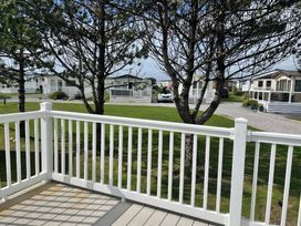 Barmouth Bay Holiday Village - Holiday Accommodation 20523 - Mid Wales - 1187394 - thumbnail photo 8