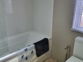 Southview Holiday Park - Holiday Accommodation 20529 - Lincolnshire - 1187397 - thumbnail photo 17
