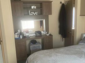 Lyons Winkups and Primrose - Holiday Accommodation 20530 - North Wales - 1187398 - thumbnail photo 13