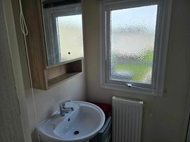 Whitehouse Leisure Park - Holiday Accommodation 20531 - North Wales - 1187399 - thumbnail photo 10