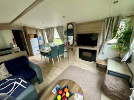 Burnham-on-Sea Holiday Park - Holiday Accommodation 20538 - Devon - 1187402 - thumbnail photo 5