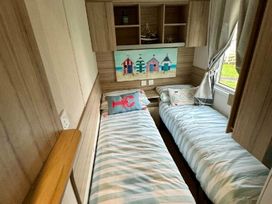 Burnham-on-Sea Holiday Park - Holiday Accommodation 20538 - Devon - 1187402 - thumbnail photo 8
