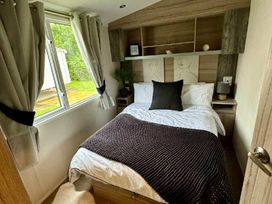 Burnham-on-Sea Holiday Park - Holiday Accommodation 20538 - Devon - 1187402 - thumbnail photo 9