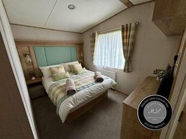 Golden Palm Resort - Holiday Accommodation 20539 - Lincolnshire - 1187403 - thumbnail photo 4