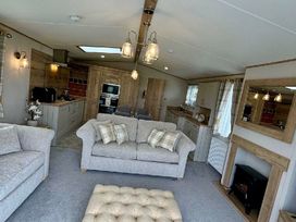 Golden Palm Resort - Holiday Accommodation 20542 - Lincolnshire - 1187406 - thumbnail photo 7
