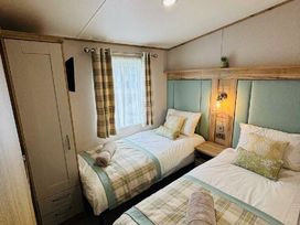 Golden Palm Resort - Holiday Accommodation 20542 - Lincolnshire - 1187406 - thumbnail photo 11