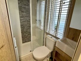 Golden Palm Resort - Holiday Accommodation 20542 - Lincolnshire - 1187406 - thumbnail photo 14