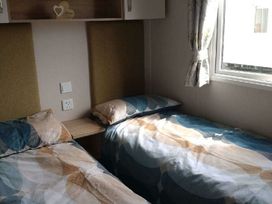 Sandy Bay Holiday Park - Holiday Accommodation 20546 - Northumberland - 1187407 - thumbnail photo 11