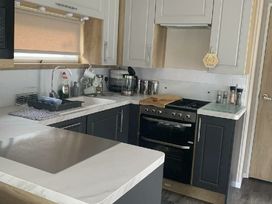 Hafan y Mor Haven - Holiday Accommodation 20548 - North Wales - 1187409 - thumbnail photo 2