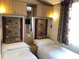 Shorefield Country Park - Holiday Accommodation 20550 - Dorset - 1187410 - thumbnail photo 7