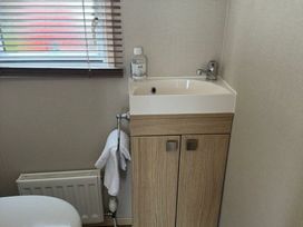 Quay West Holiday Park - Holiday Accommodation 20564 - Mid Wales - 1187415 - thumbnail photo 7