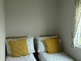 Trecco Bay - Holiday Accommodation 20566 - Somerset & Wiltshire - 1187416 - thumbnail photo 9