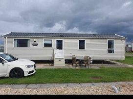 Kingfisher Caravan Park - Holiday Accommodation 20578 - Lincolnshire - 1187418 - thumbnail photo 1