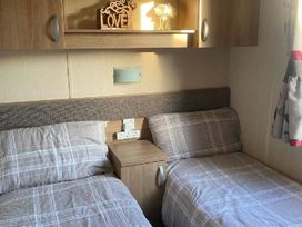 Primrose Valley Holiday Park - Holiday Accommodation 20594 - North Yorkshire (incl. Whitby) - 1187421 - thumbnail photo 2