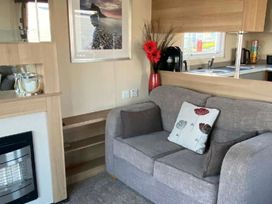 Primrose Valley Holiday Park - Holiday Accommodation 20594 - North Yorkshire (incl. Whitby) - 1187421 - thumbnail photo 3