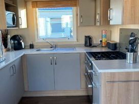 Primrose Valley Holiday Park - Holiday Accommodation 20594 - North Yorkshire (incl. Whitby) - 1187421 - thumbnail photo 4