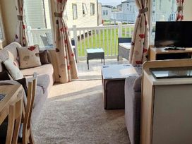 Primrose Valley Holiday Park - Holiday Accommodation 20594 - North Yorkshire (incl. Whitby) - 1187421 - thumbnail photo 10