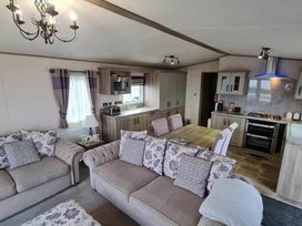 Primrose Valley Holiday Park - Holiday Accommodation 20599 - North Yorkshire (incl. Whitby) - 1187423 - thumbnail photo 6
