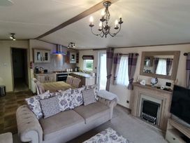 Primrose Valley Holiday Park - Holiday Accommodation 20599 - North Yorkshire (incl. Whitby) - 1187423 - thumbnail photo 13