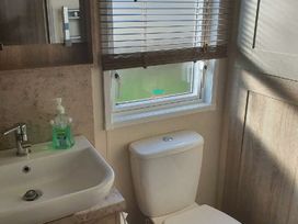 Primrose Valley Holiday Park - Holiday Accommodation 20599 - North Yorkshire (incl. Whitby) - 1187423 - thumbnail photo 15