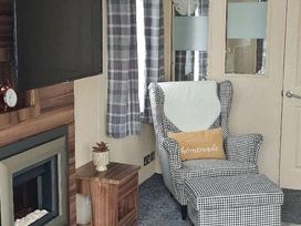 Haggerston Castle - Holiday Accommodation 206 - Scottish Lowlands - 1187424 - thumbnail photo 11