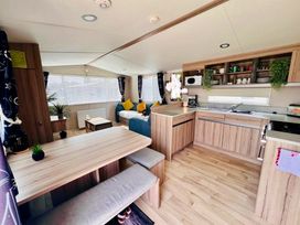 Marton Mere Holiday Village - Holiday Accommodation 20606 - Lake District - 1187426 - thumbnail photo 6