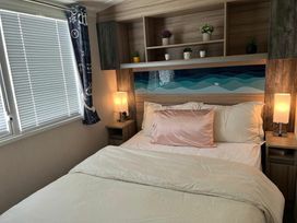 Marton Mere Holiday Village - Holiday Accommodation 20606 - Lake District - 1187426 - thumbnail photo 7