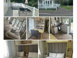 Tattershall Lakes Country Park - Holiday Accommodation 20609 - Lincolnshire - 1187428 - thumbnail photo 1