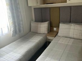 Tattershall Lakes Country Park - Holiday Accommodation 20609 - Lincolnshire - 1187428 - thumbnail photo 10