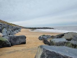 Hopton Holiday Village - Holiday Accommodation 20610 - Suffolk & Essex - 1187429 - thumbnail photo 15