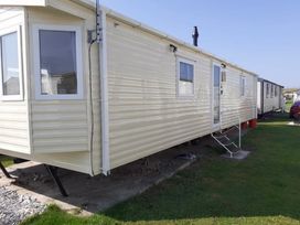 Lido Beach Holiday Park - Holiday Accommodation 20611 - North Wales - 1187430 - thumbnail photo 19