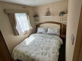 Marine Holiday Park - Holiday Accommodation 20613 - North Wales - 1187431 - thumbnail photo 10