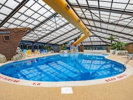 Marine Holiday Park - Holiday Accommodation 20613 - North Wales - 1187431 - thumbnail photo 16
