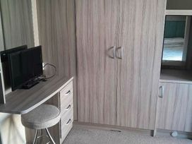 Seashore Holiday Park - Holiday Accommodation 20628 - Norfolk - 1187438 - thumbnail photo 6
