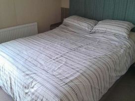 Seashore Holiday Park - Holiday Accommodation 20628 - Norfolk - 1187438 - thumbnail photo 9