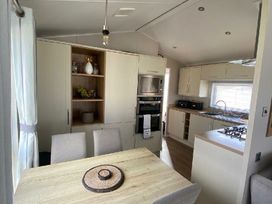 Thornwick Bay Holiday Village - Holiday Accommodation 20633 - North Yorkshire (incl. Whitby) - 1187441 - thumbnail photo 2