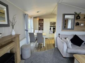 Thornwick Bay Holiday Village - Holiday Accommodation 20633 - North Yorkshire (incl. Whitby) - 1187441 - thumbnail photo 6