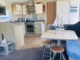 Barmouth Bay Holiday Village - Holiday Accommodation 20637 - Mid Wales - 1187443 - thumbnail photo 2