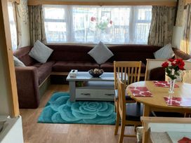 Clarach Bay Holiday Village - Holiday Accommodation 20643 - Mid Wales - 1187444 - thumbnail photo 2
