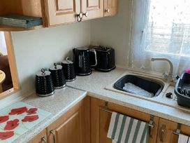 Clarach Bay Holiday Village - Holiday Accommodation 20643 - Mid Wales - 1187444 - thumbnail photo 8