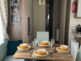 Barmouth Bay Holiday Village - Holiday Accommodation 20645 - Mid Wales - 1187445 - thumbnail photo 3