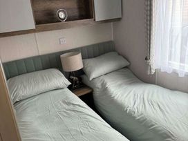Barmouth Bay Holiday Village - Holiday Accommodation 20645 - Mid Wales - 1187445 - thumbnail photo 7