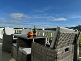 Barmouth Bay Holiday Village - Holiday Accommodation 20645 - Mid Wales - 1187445 - thumbnail photo 9